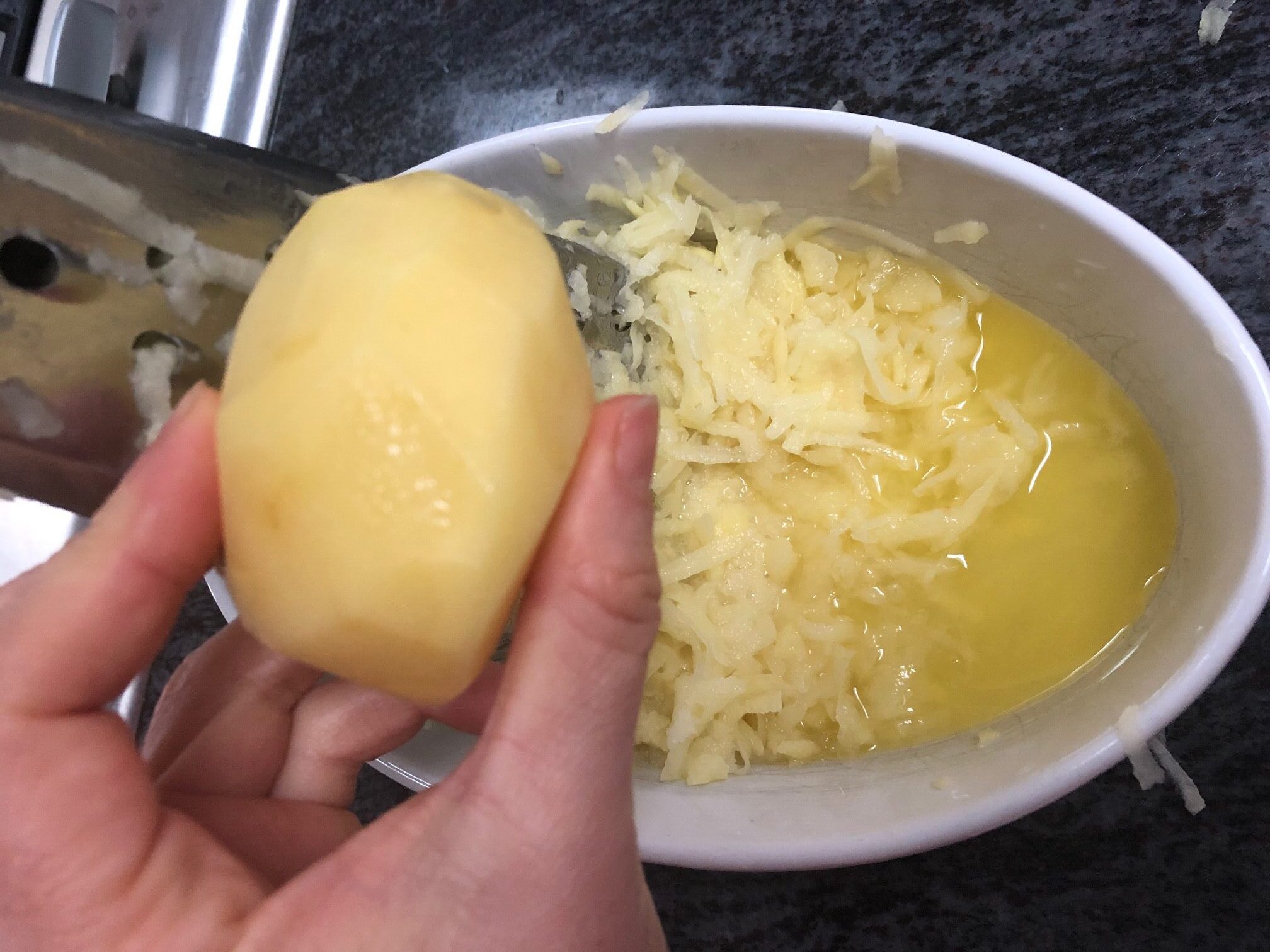 grate the potatoes