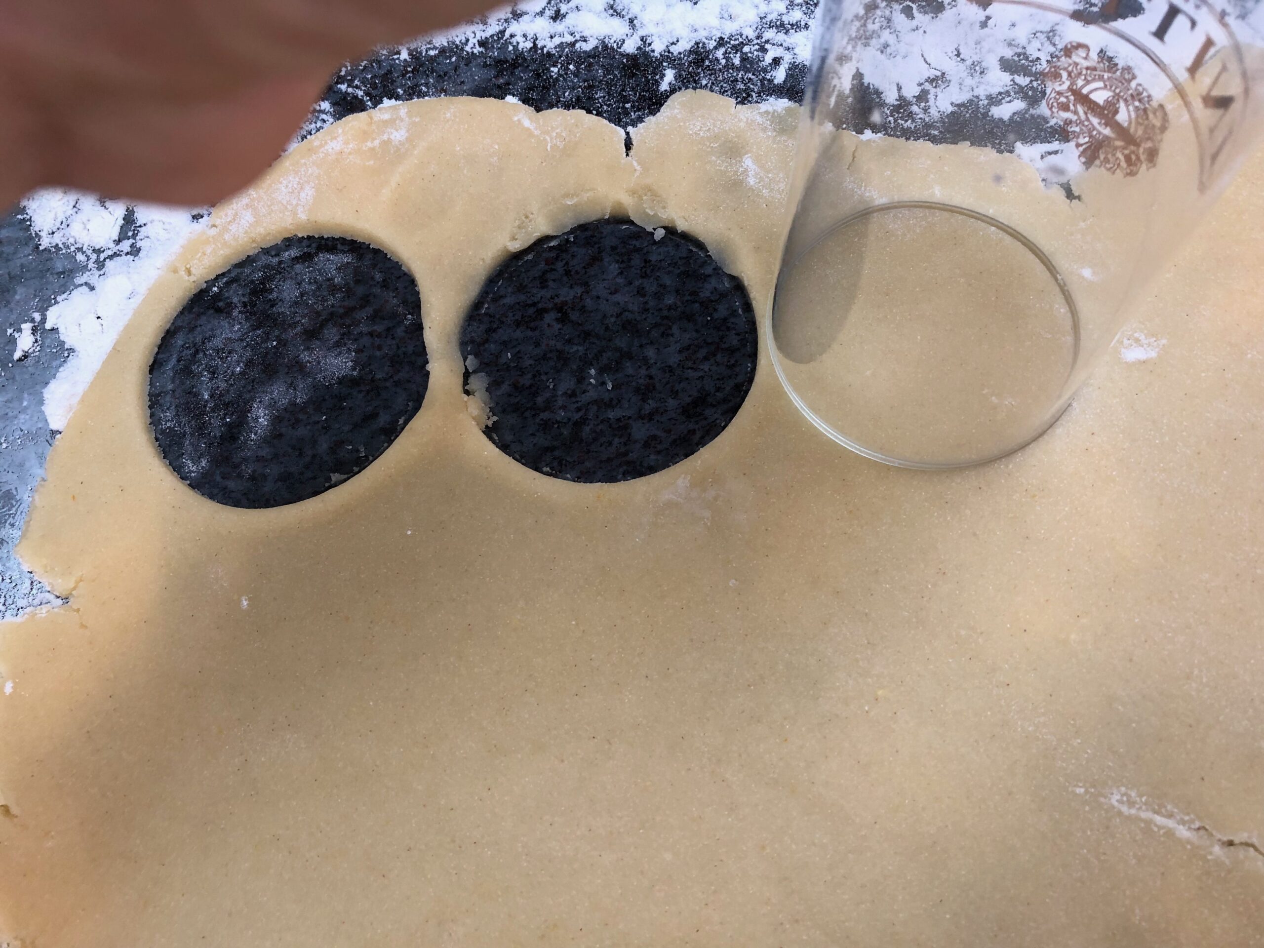 cut out circles in dough