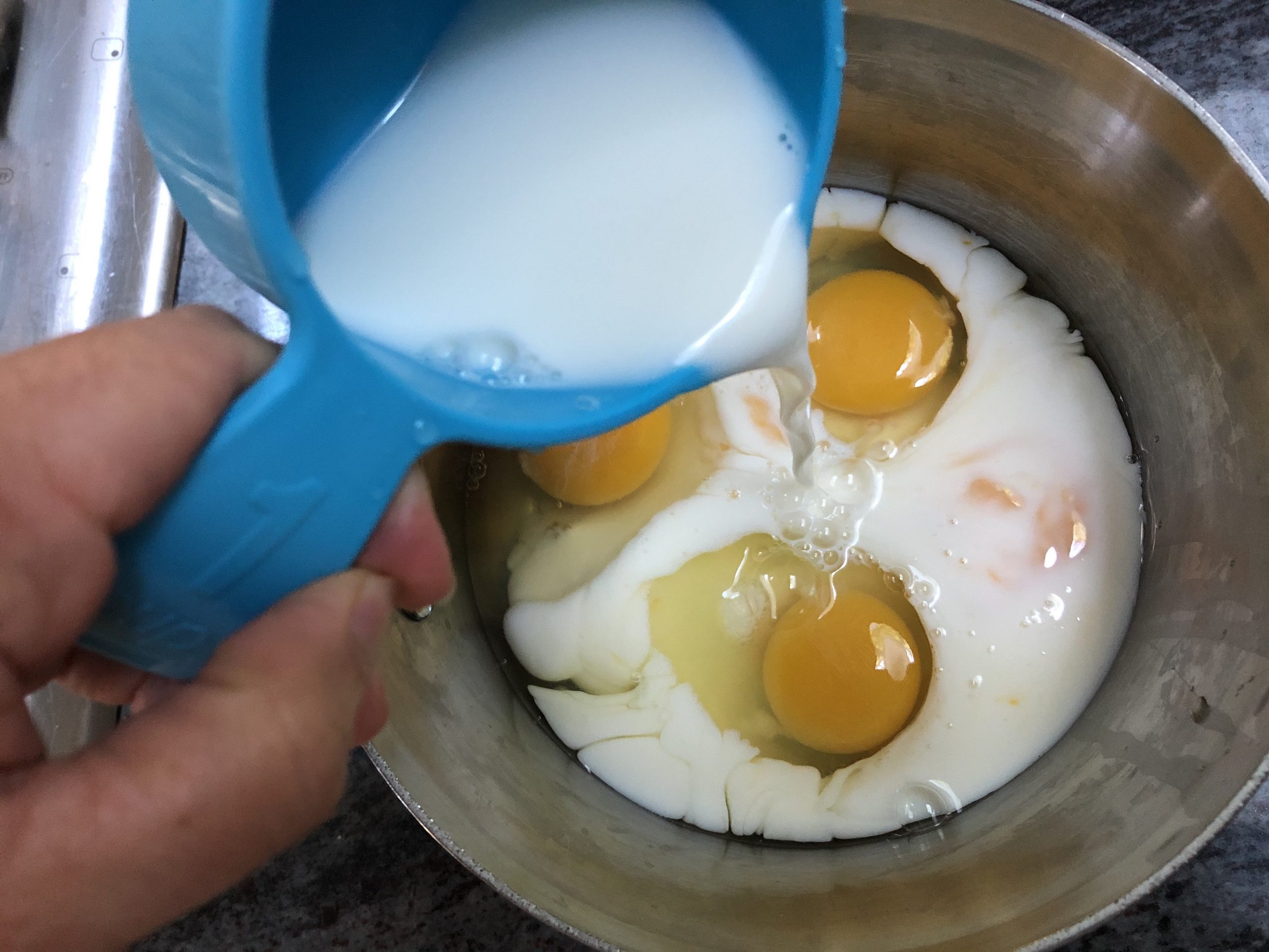 mix eggs with milk and sugar