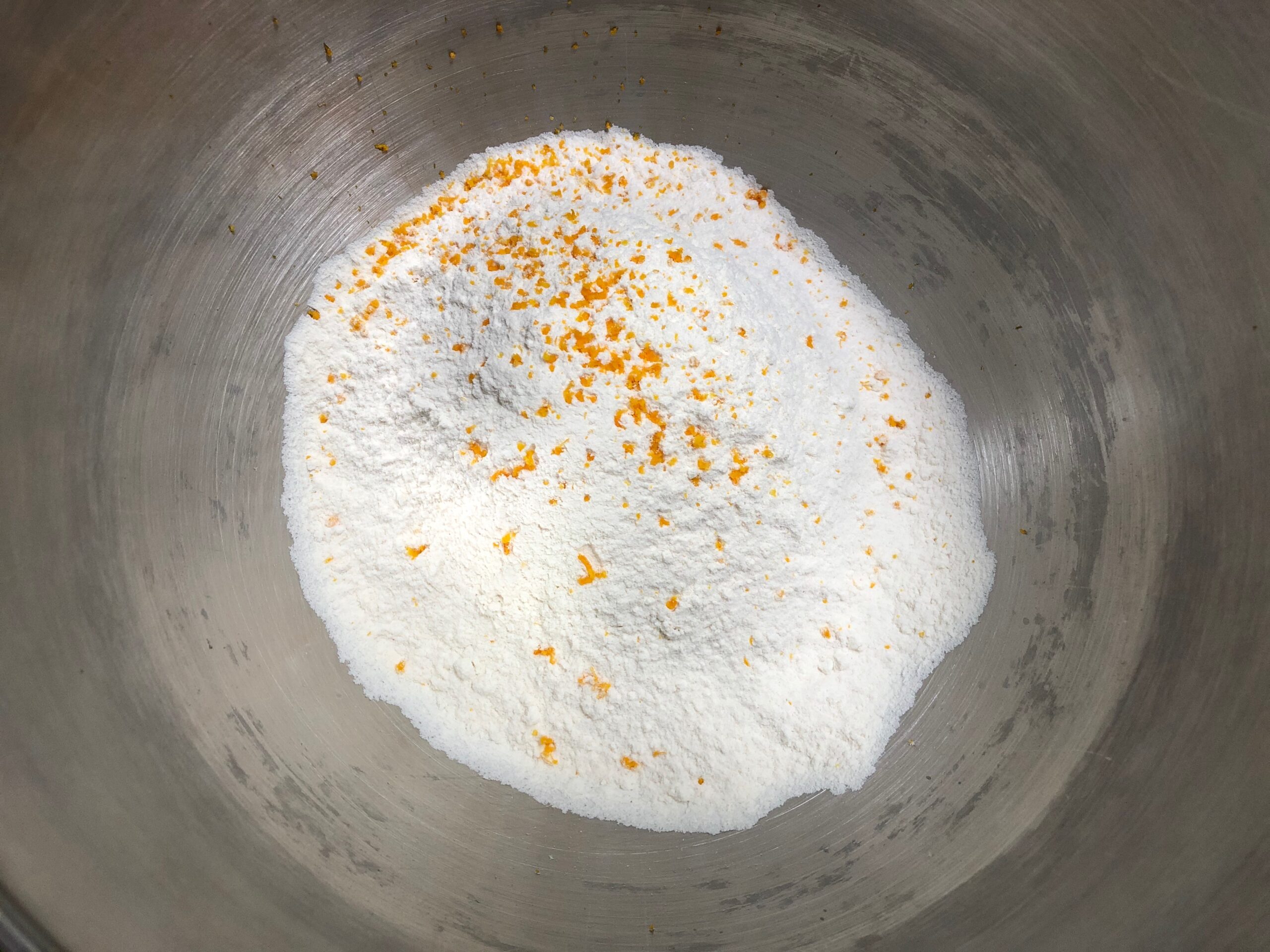 Flour with vanilla and orange zest